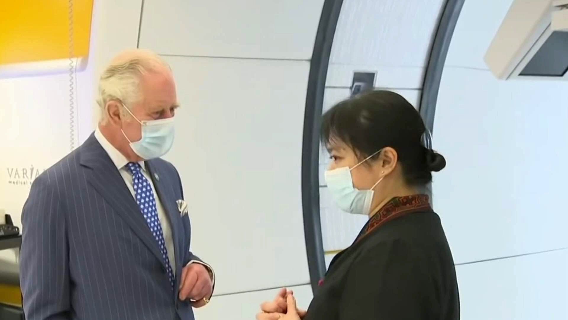 Foto: Rey Carlos III en Tratamiento contra el Cáncer