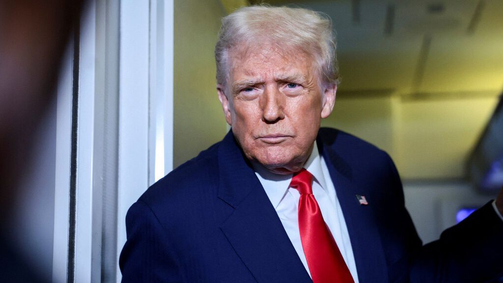 Trump Ordena al Departamento de Guerra de EUA Reanudar Pruebas de Armas Nucleares