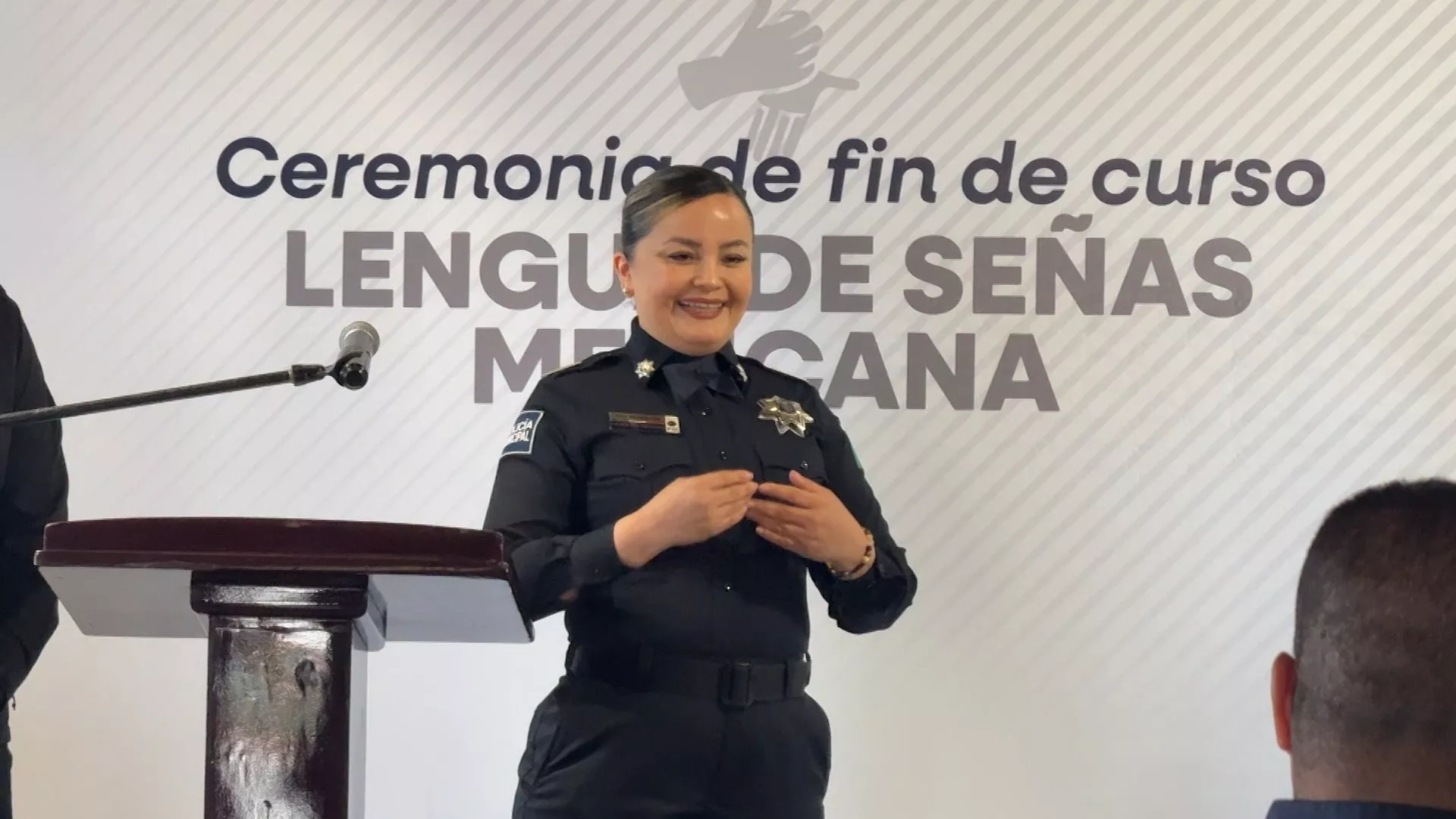 Police Trained in Sign Language for Inclusive Care in Ensenada